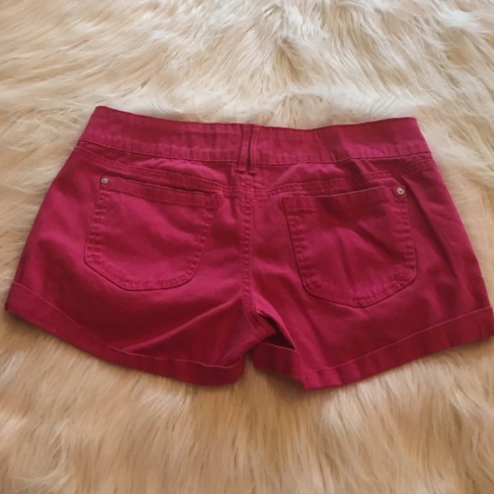 PINK SHORT SHORTS INDIGO REIN‎ SIZE 11